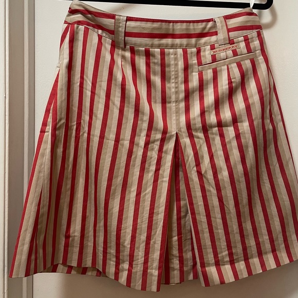 BURBERRY Women’s size 8 *rare vintage* striped ⛳️ golf skirt ⛳️ - Picture 14 of 16